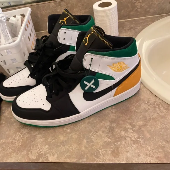 Jordan | Shoes | Jordan S Size 12 Worn Once | Poshmark display picture 1